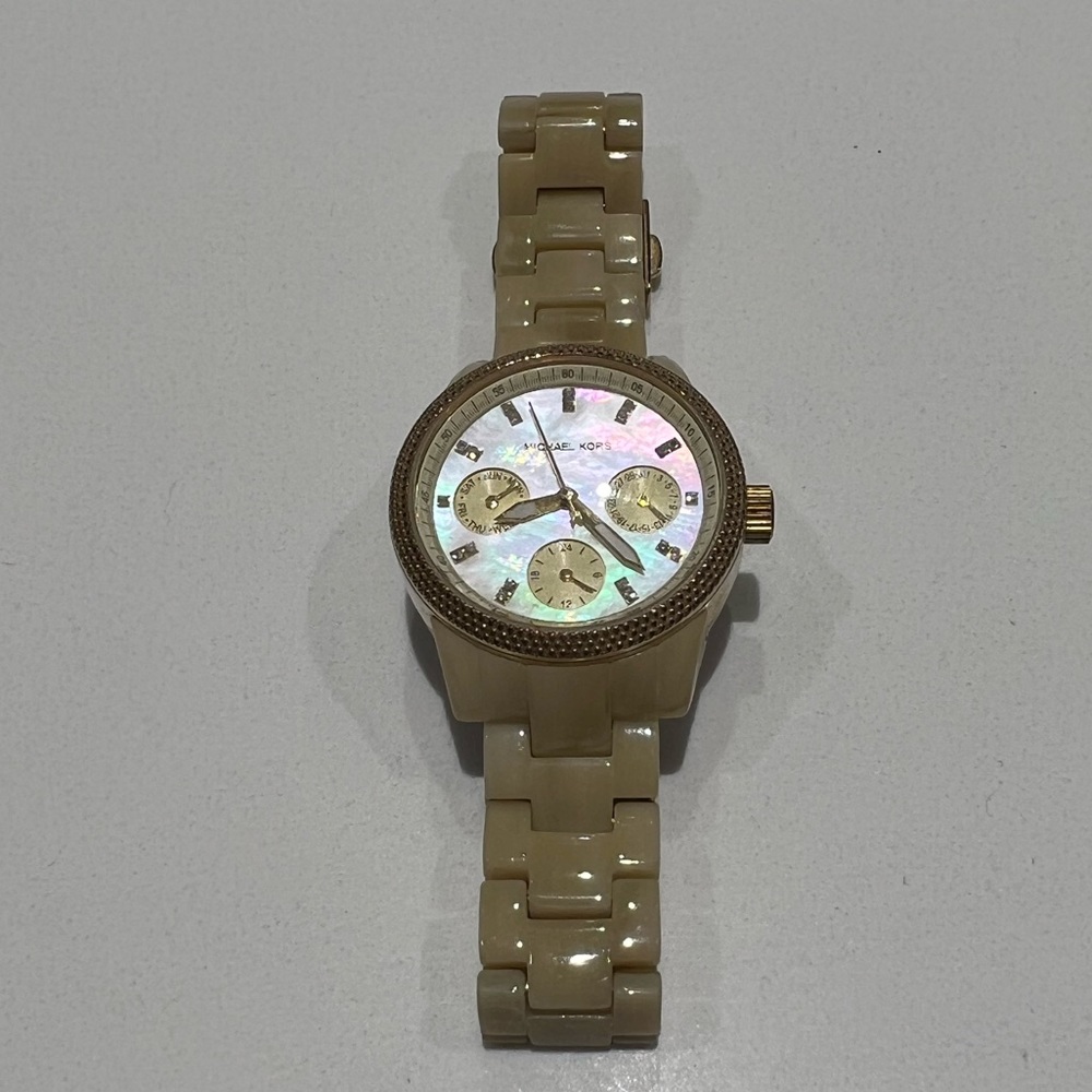 Cream/mother of pearl michael Kors watch